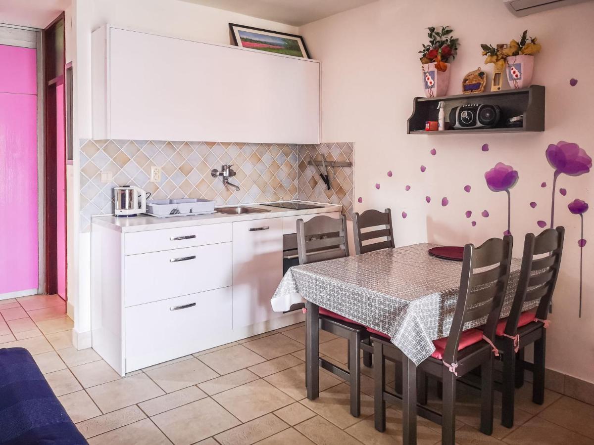 Apartment Cvjetko By Interhome Rakalj Екстериор снимка